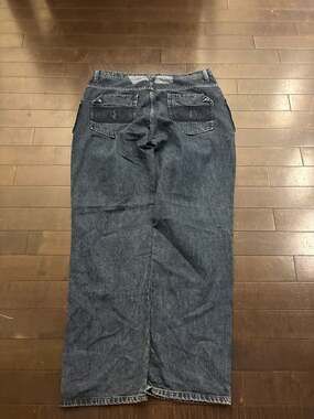 Vintage Akademiks Baggy Y2K Hip Hop Jeans with Circular Back Pocket Embroidery